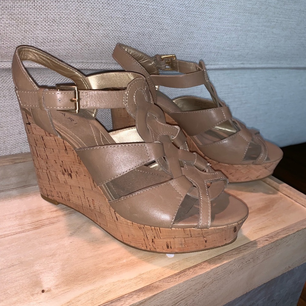 Great resort shoes